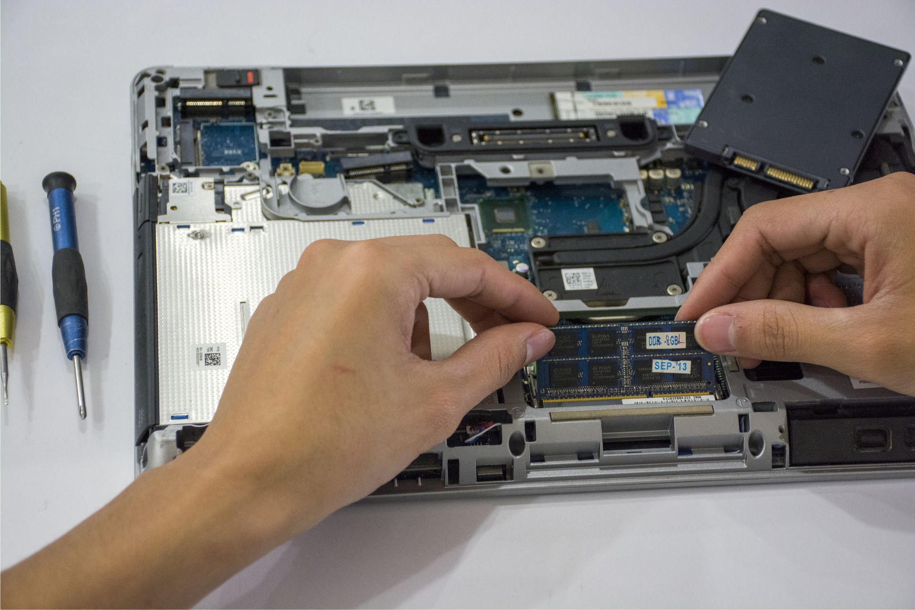 laptop RAM SSD comparison