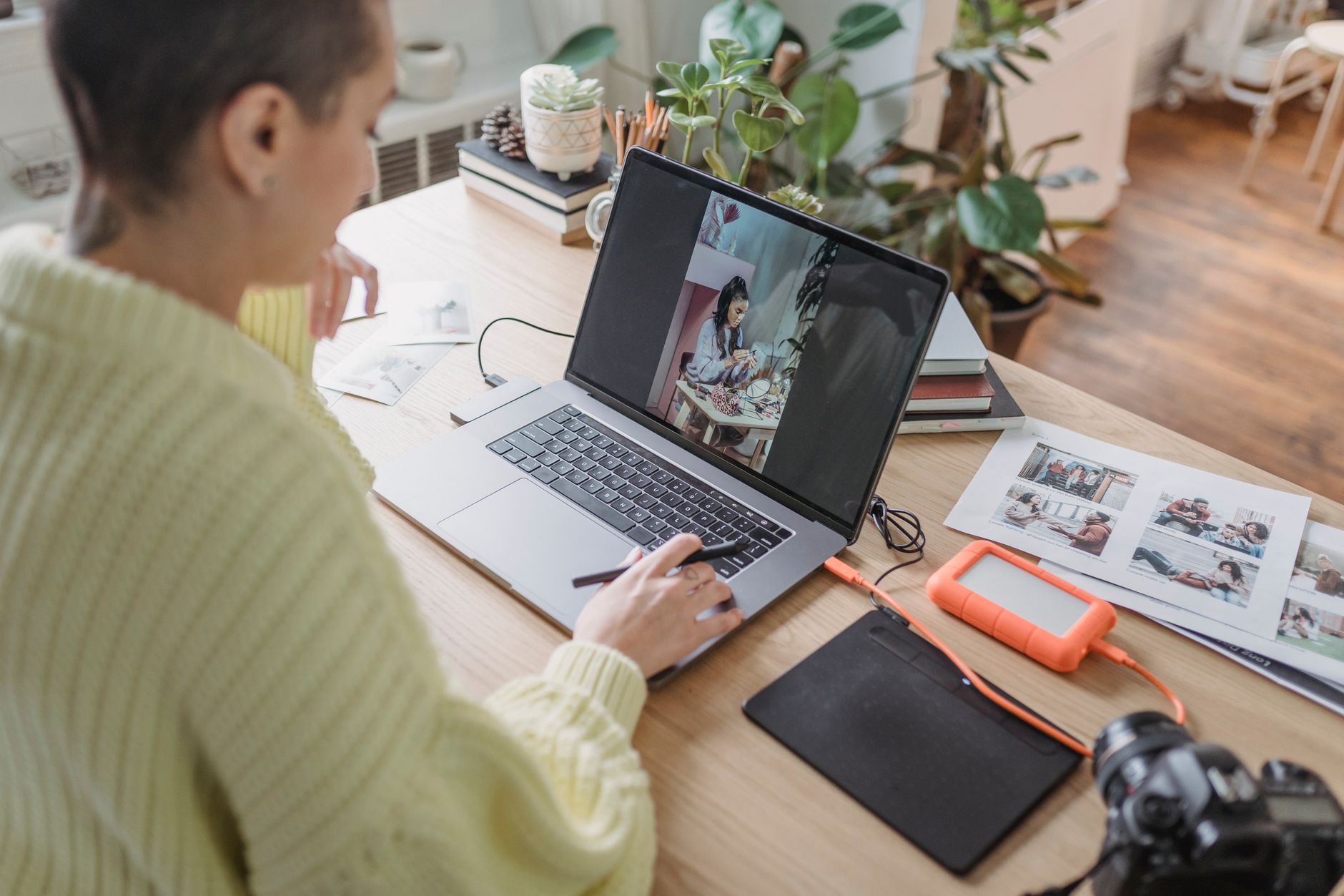 laptop vs tablet photo editing
