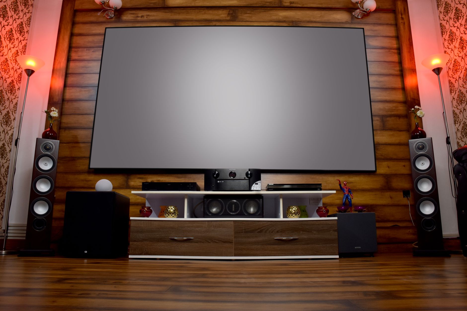 large screen TV comparison