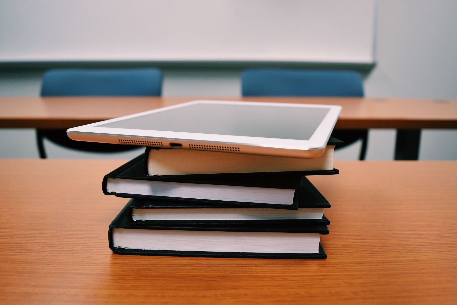 online lecture tablet