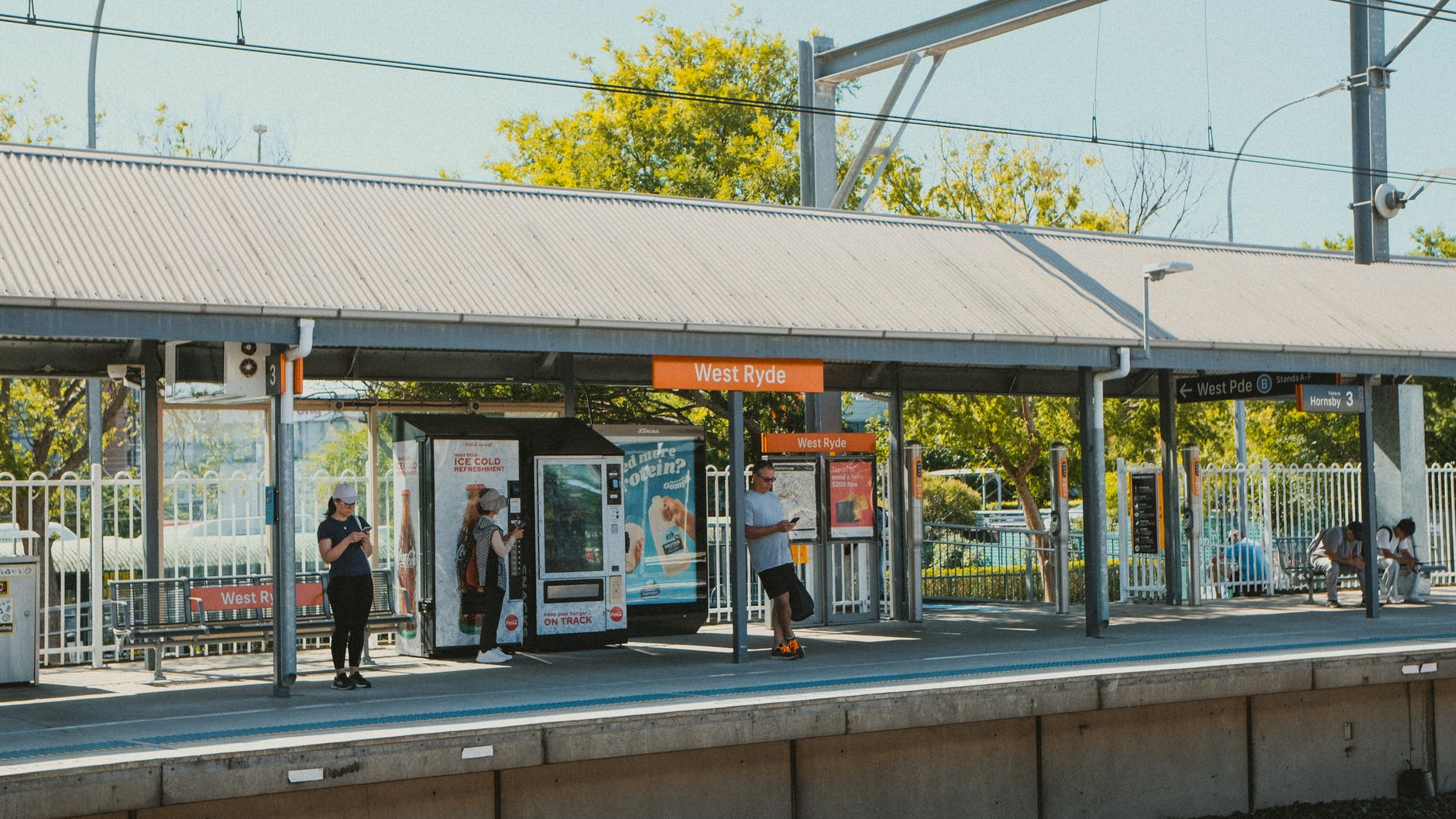 refurb news platform